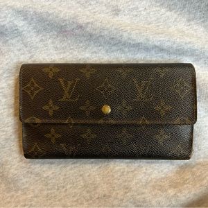 Authentic Louis Vuitton Trifold Wallet Monogram